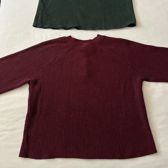 Two Old Navy Women's Waffle Knit Long Sleeve 3-Button Henley Tops Green Burg XS - Picture 7 of 11